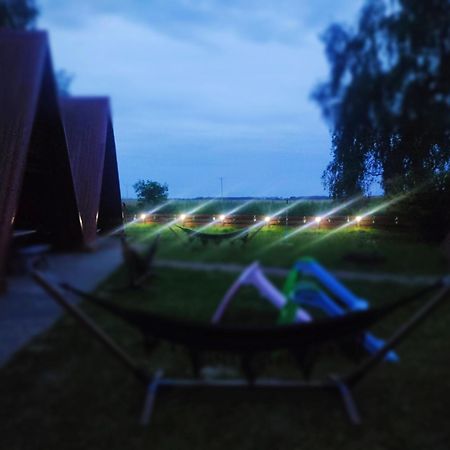 Domki Nad Stara Rega Mrzeżyno Buitenkant foto